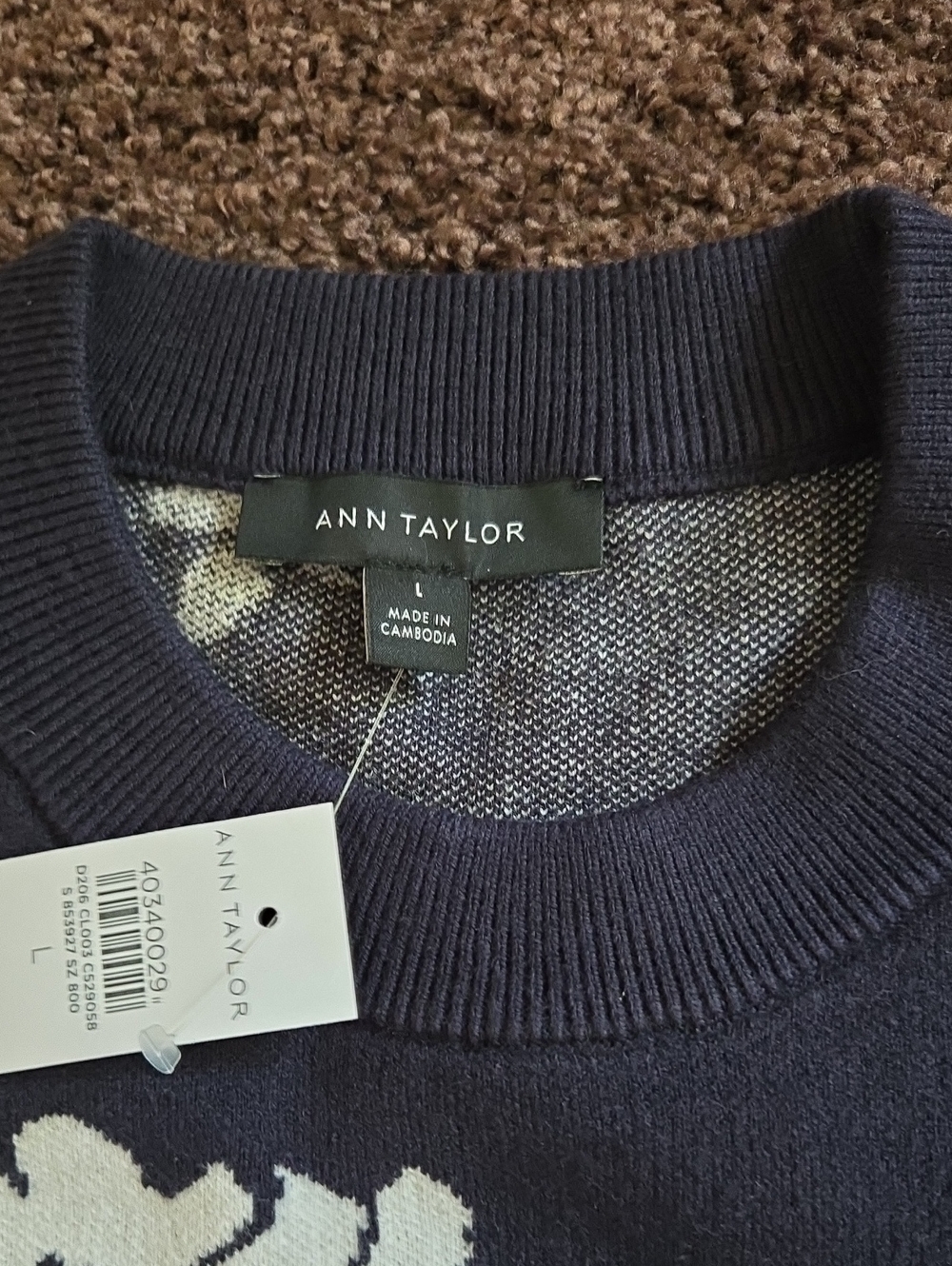 NEW Ann Taylor Navy Blue White Floral Sweater L - Picture 2 of 6